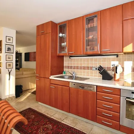 Lovely In Izola With Kitchen Дом отдыха Malija