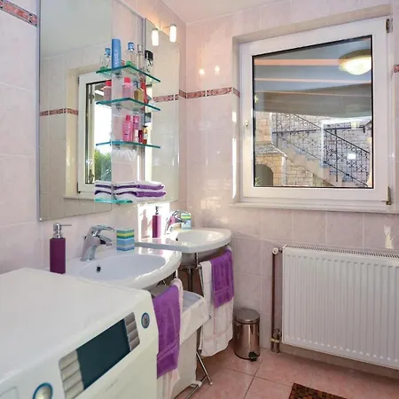 Lovely In Izola With Kitchen Malija